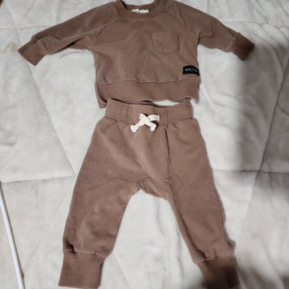 Rad Tod jogger set